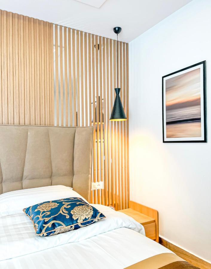 Grand Blue Fafa Resort & Spa Durrës 外观 照片