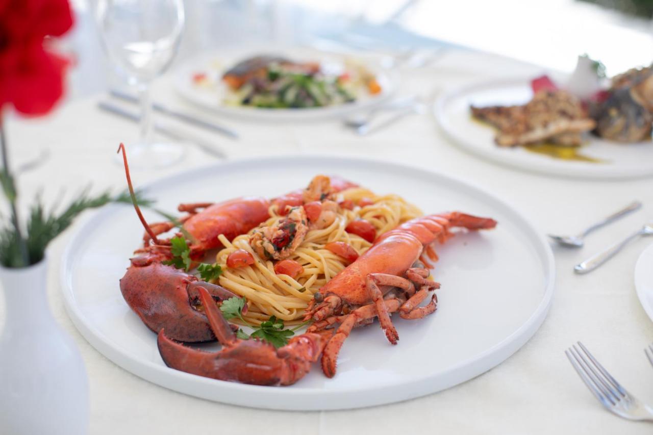 Grand Blue Fafa Resort & Spa Durrës 外观 照片