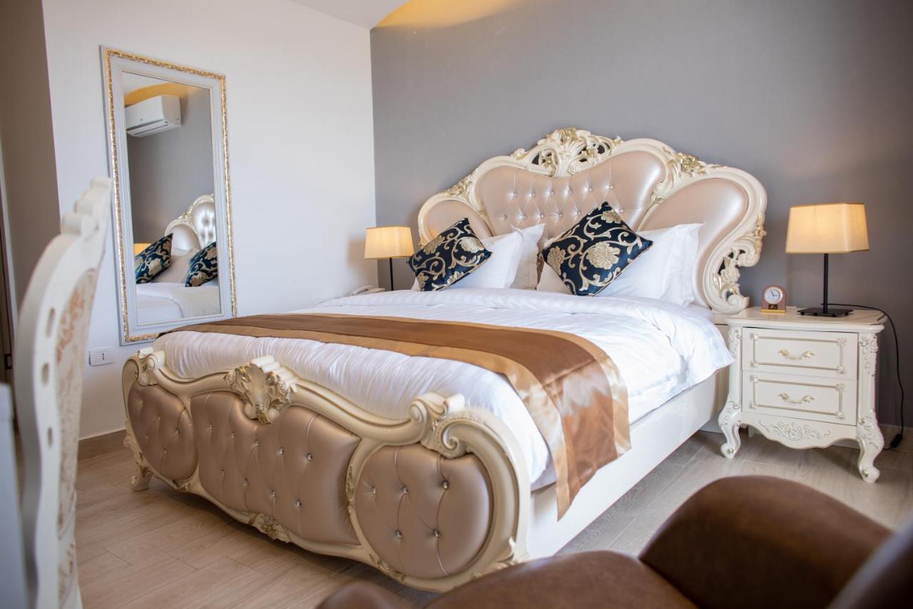 Grand Blue Fafa Resort & Spa Durrës 外观 照片