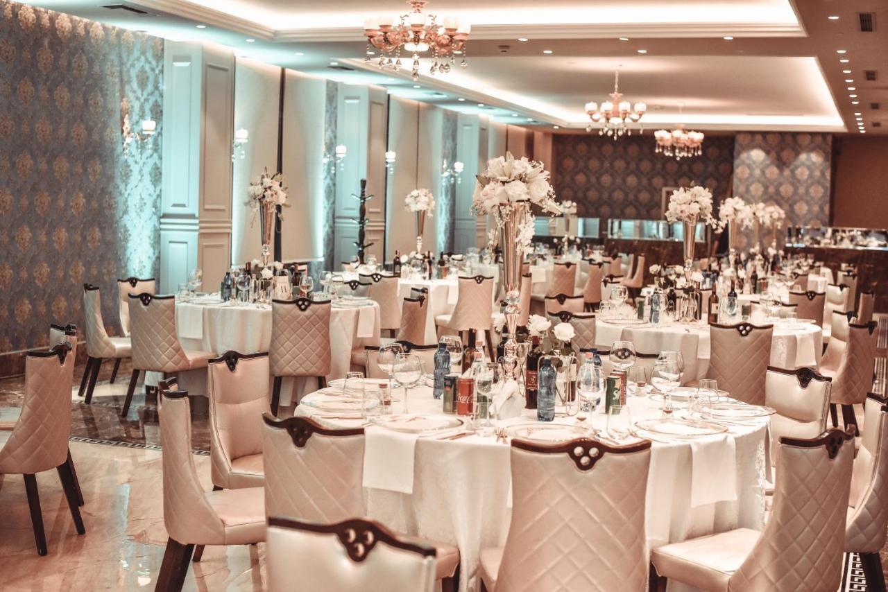 Grand Blue Fafa Resort & Spa Durrës 外观 照片