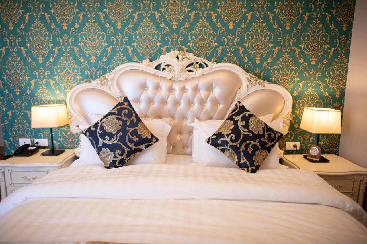 Grand Blue Fafa Resort & Spa Durrës 外观 照片
